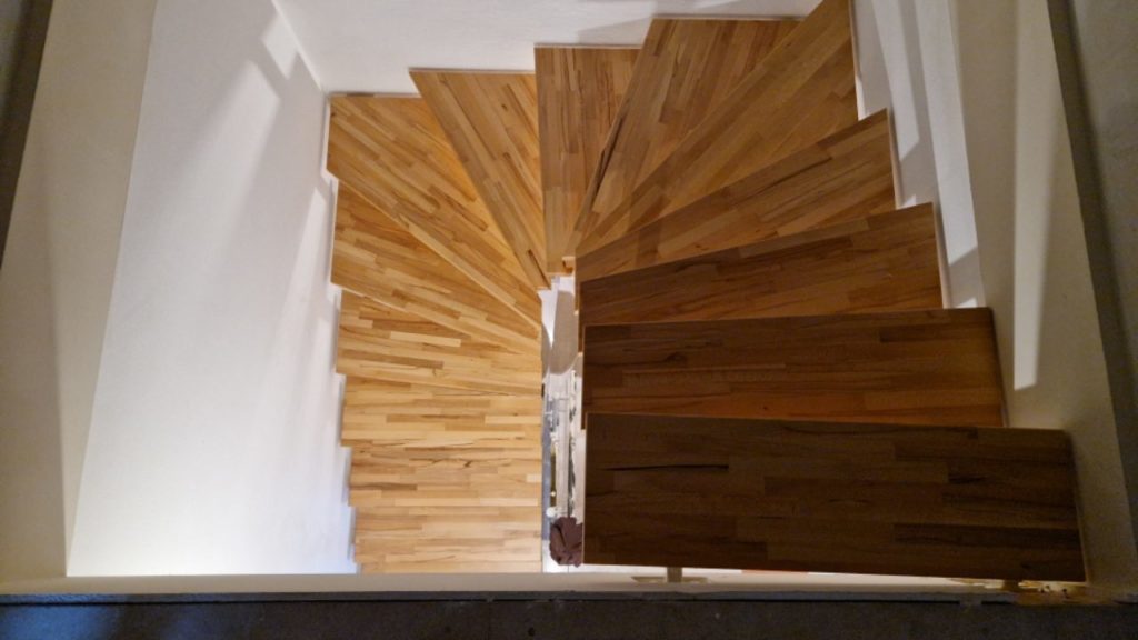 Treppe warm